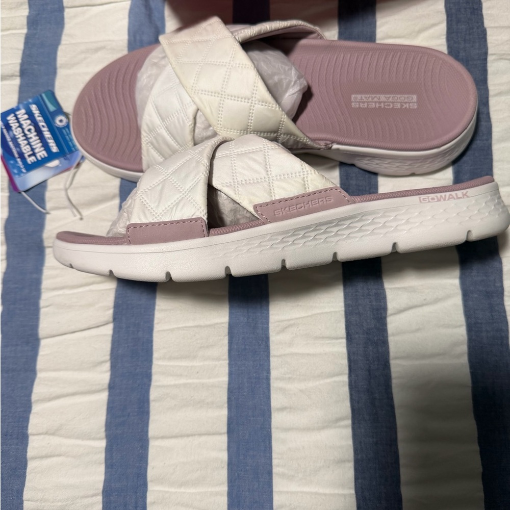Skechers Women’s Go Walk Flex Sandal-Gracie 9